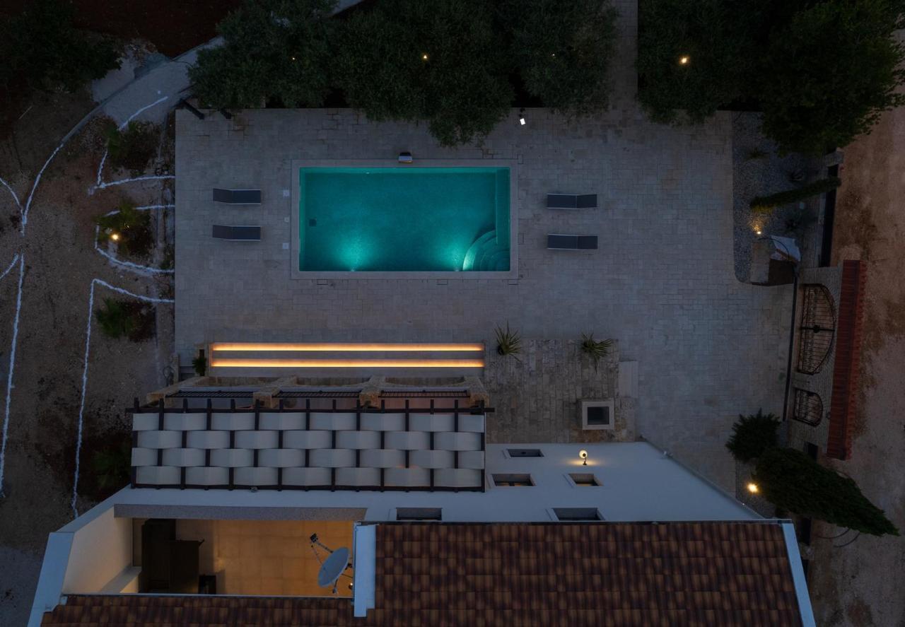 Villa Jalan Vrsi Esterno foto