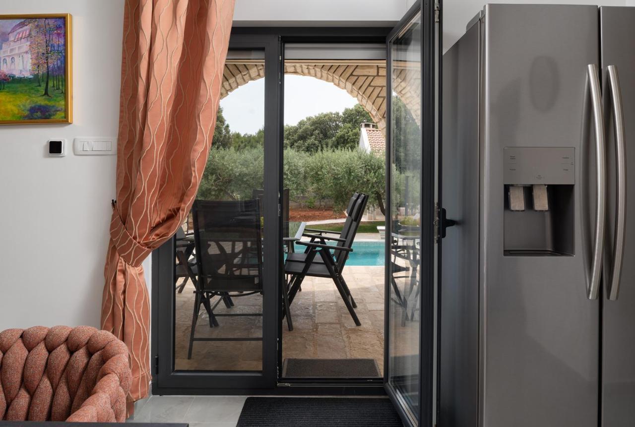 Villa Jalan Vrsi Esterno foto