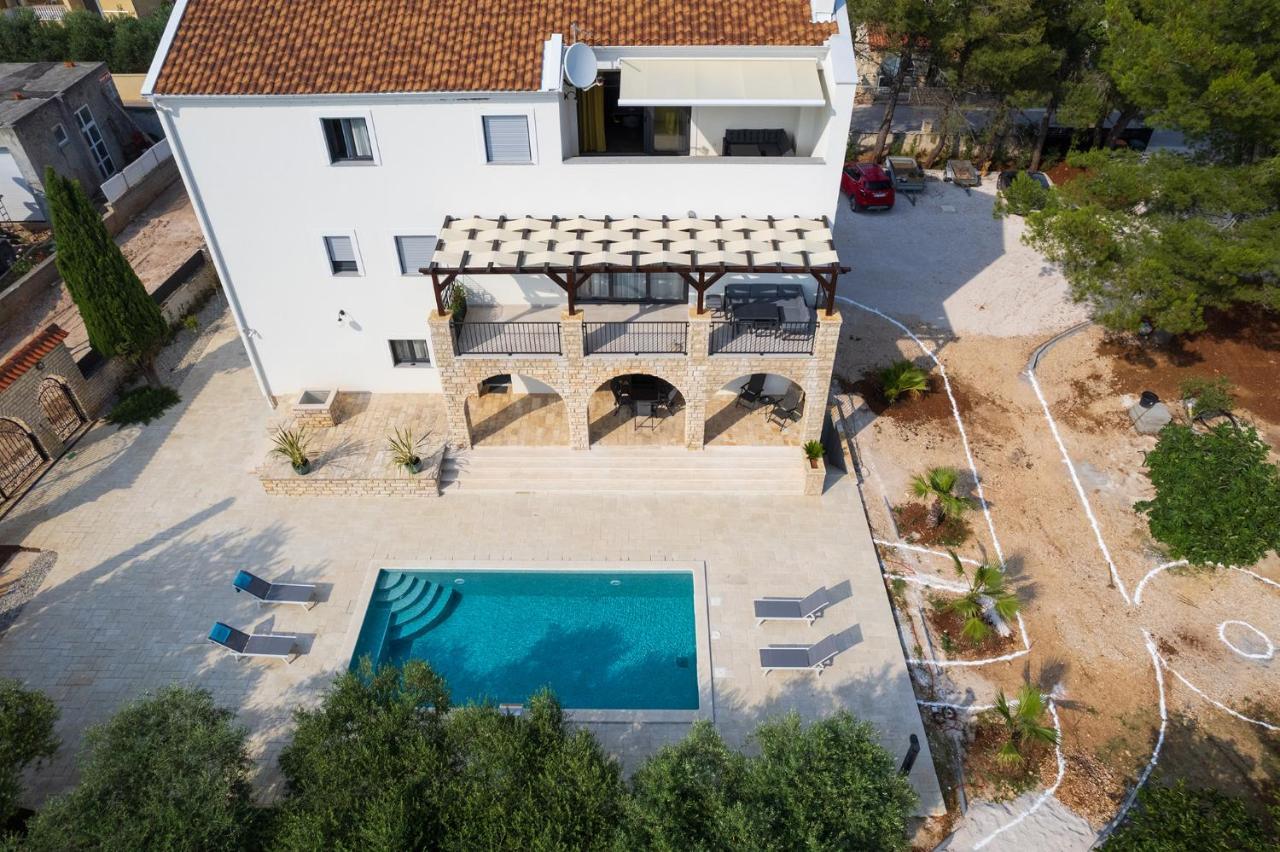 Villa Jalan Vrsi Esterno foto