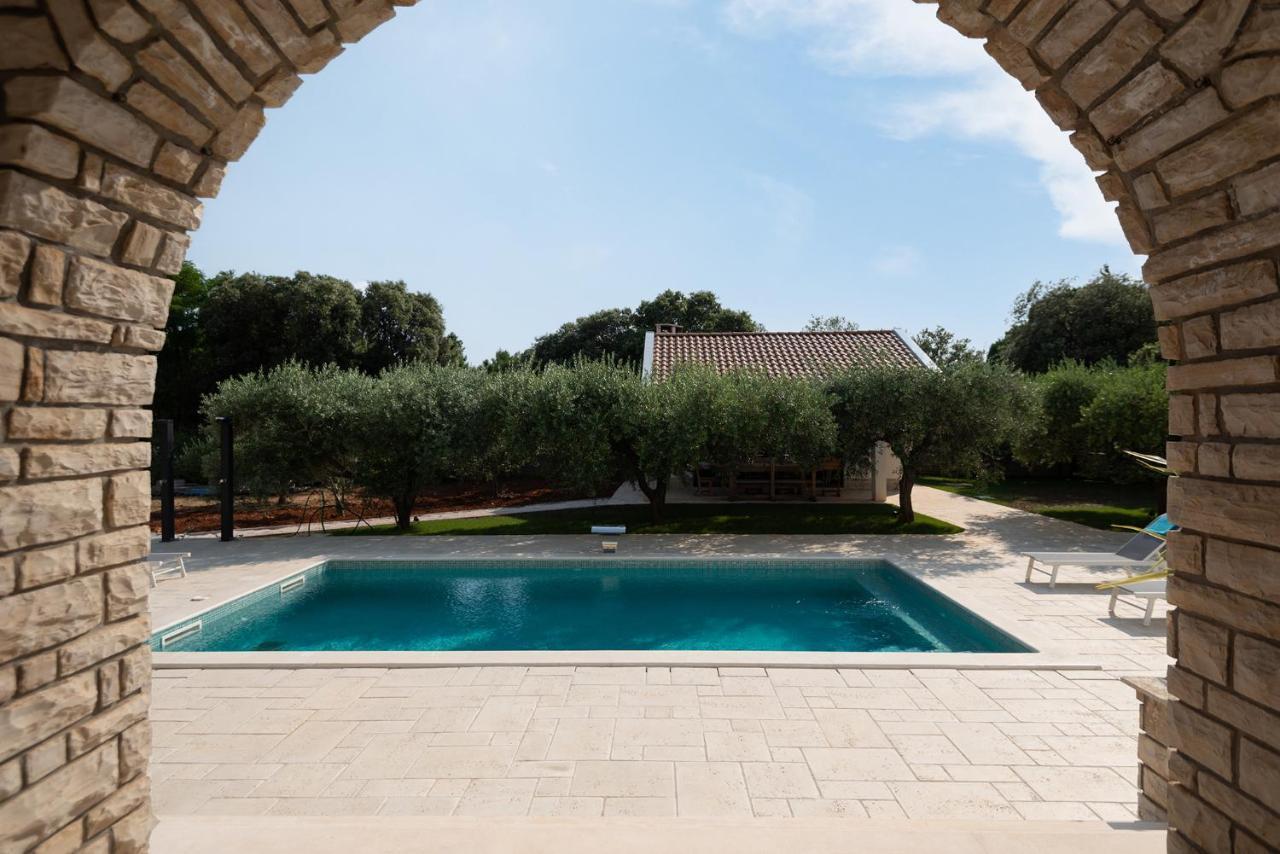 Villa Jalan Vrsi Esterno foto